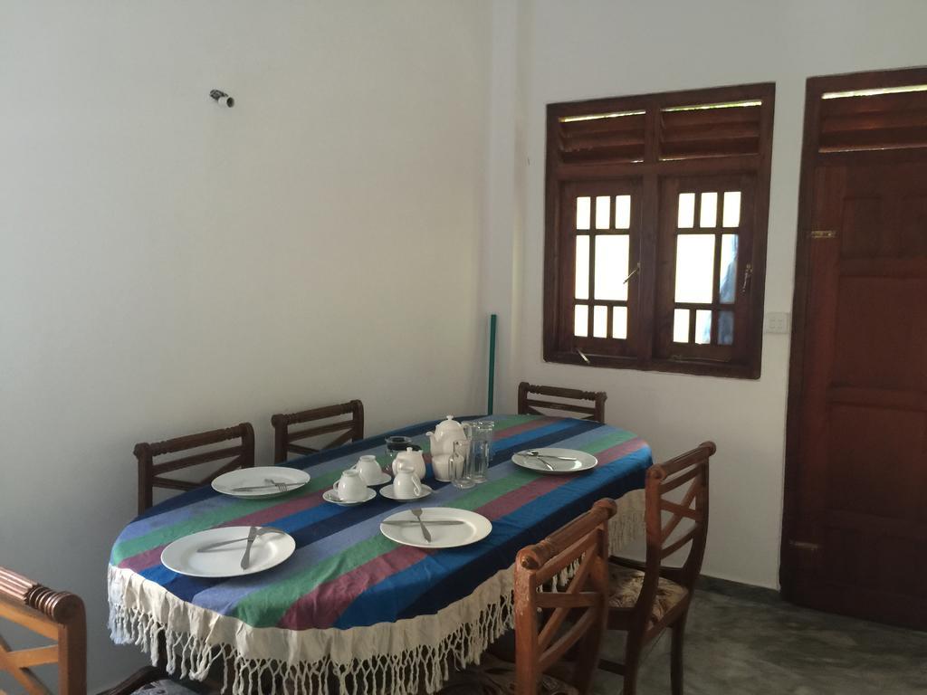 Unawatuna Backpacker Lodge Cameră foto